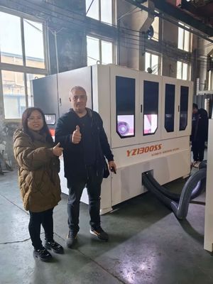Μηχανή απομακρύνσεως επιφάνειας για την τελική επεξεργασία φύλλων μετάλλου YZ1300SS με βάρος από Ejon 4500 kg