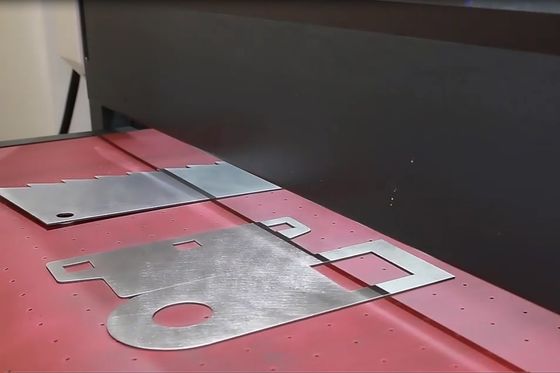 1300SS Μηχανή χονδρικής γυάλωσης για 130mm φύλλο μετάλλου Εύκολη στη λειτουργία