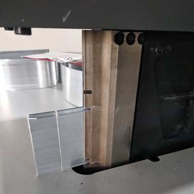 Προσαρμοσμένη μηχανή CNC Ejon T13 Channel Letter Bender για την κατασκευή 3D γράμματα σήματος σε αλουμίνιο