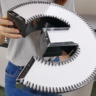 ET20C Διπλό σύστημα λεπίδας CNC καναλιού για αυτοματοποιημένη τροφοδοσία και διαχωρισμό